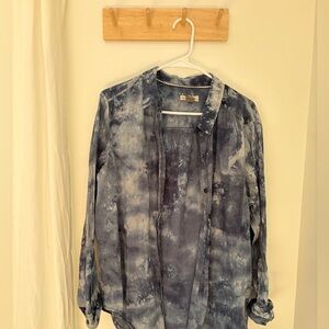 Anthropologie Blue and White Wash Button-Up Shirt